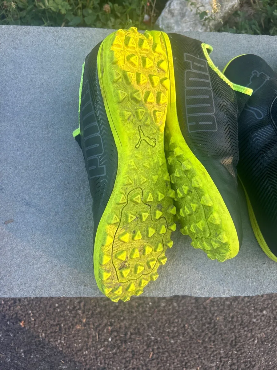 Soccer astro boots - Image 2