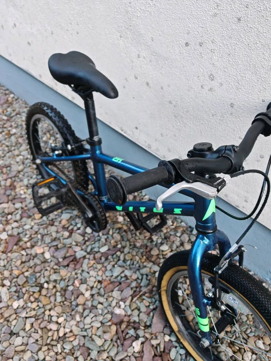 Childs bike for sale - Image 4