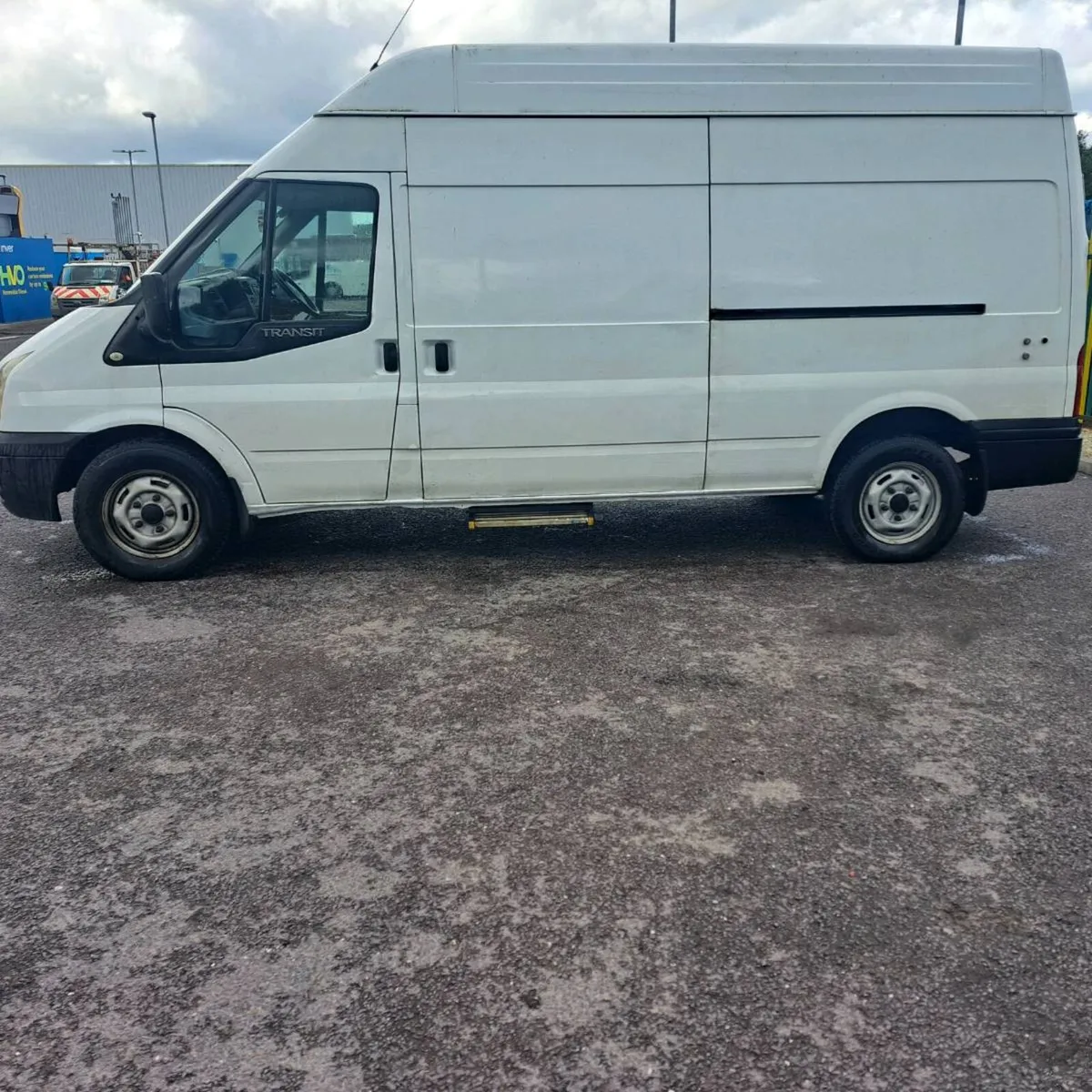 Ford transit - Image 4