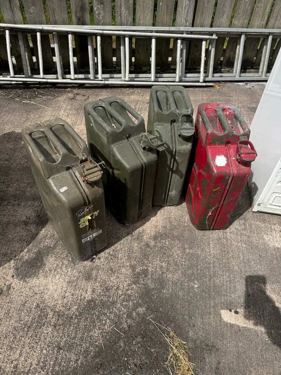 Boat fishing Jerry cans 4 - Image 3