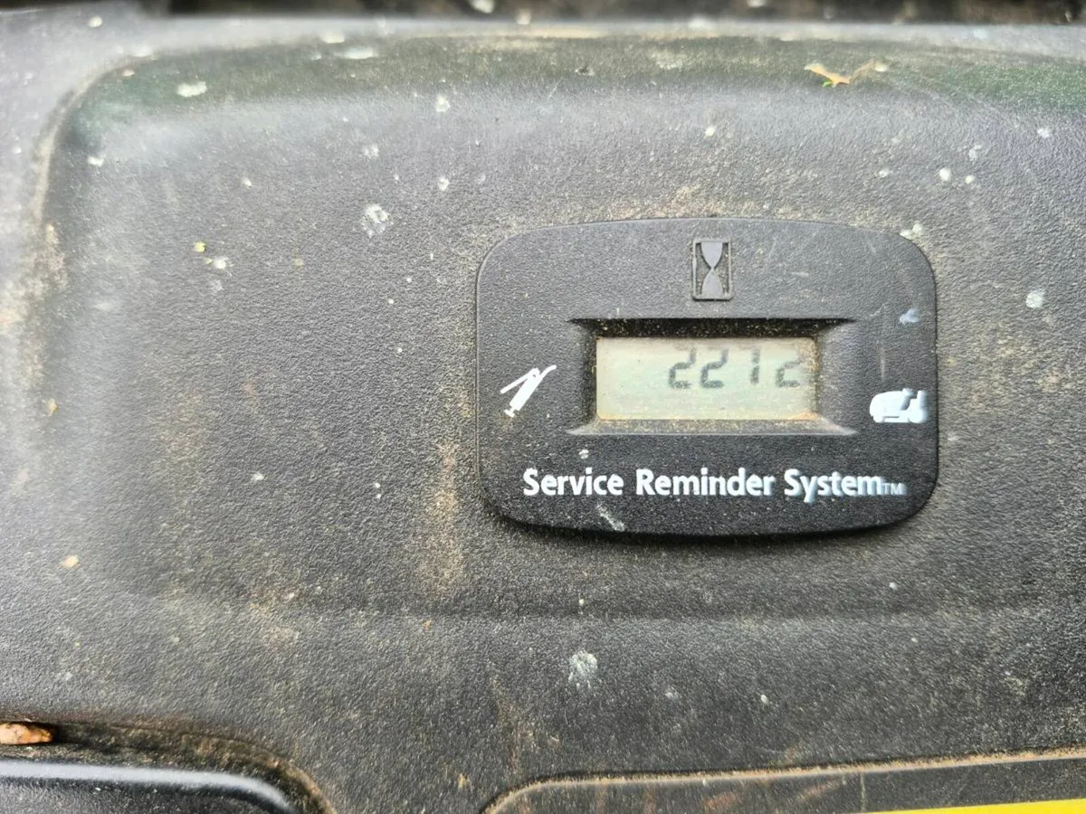 John Deer X-150 Sit on mower - Image 3