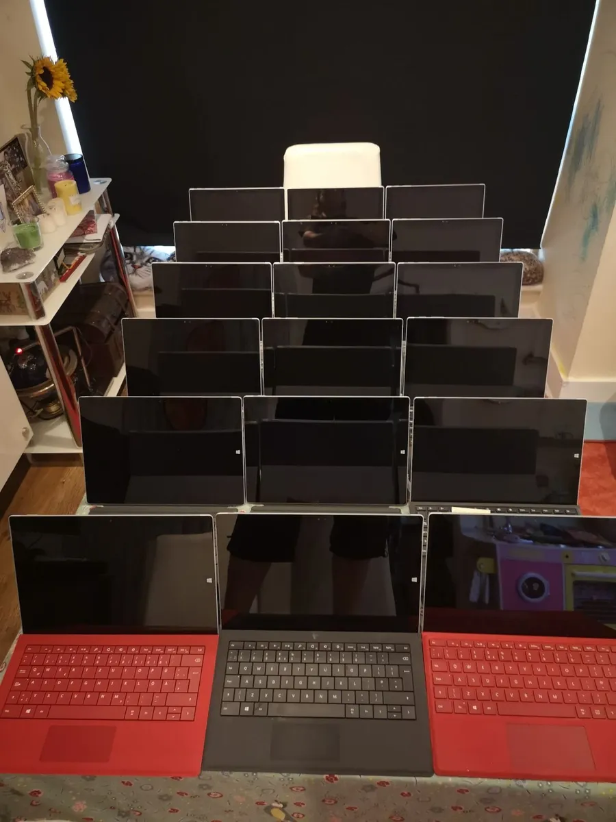 Selection Microsoft Microsoft Surfaces Pro Tablets - Image 2