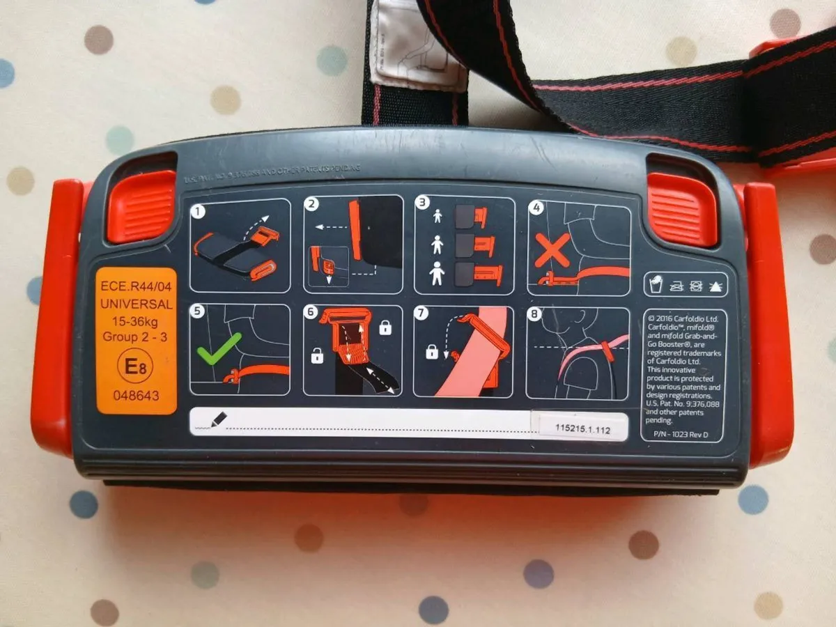 Mifold Booster Car Seat - Image 3