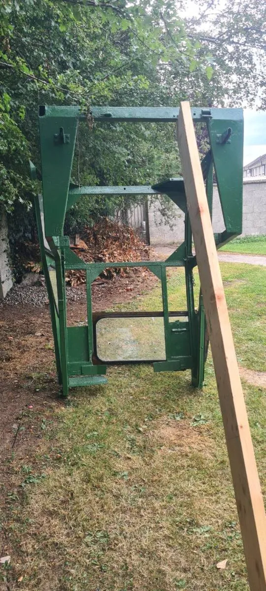 A Duncan for a Massey 135 cab for sale - Image 2
