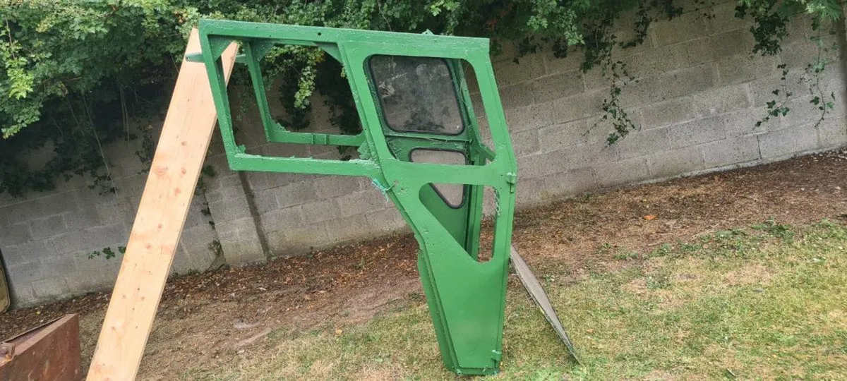 A Duncan for a Massey 135 cab for sale - Image 3