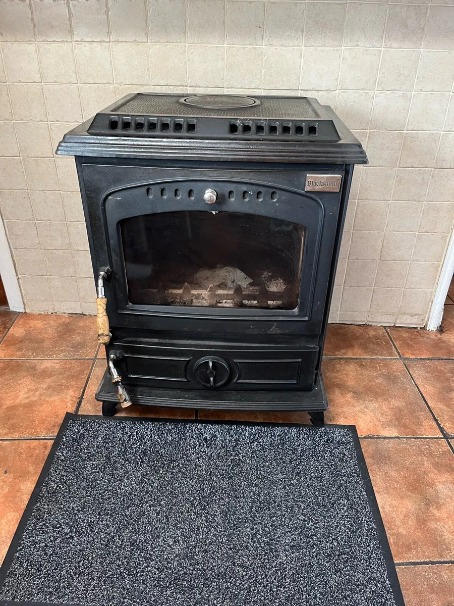 Stove - Image 1