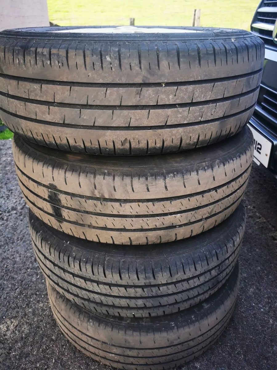 VW alloys and tyres - Image 1