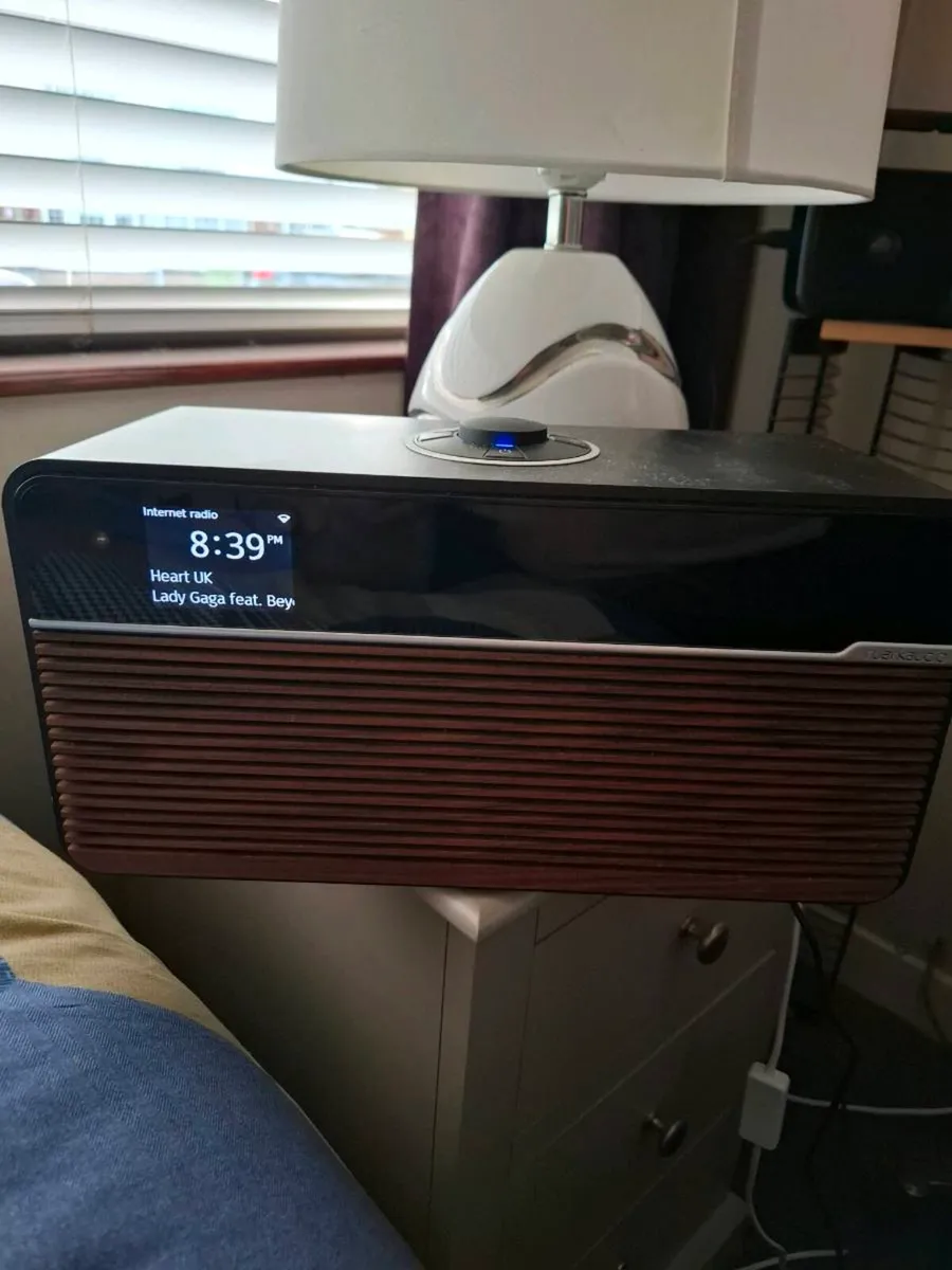 Ruarkr2 mk4 music streaming radio