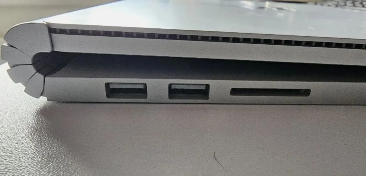 Microsoft Surface Book 3 15" Gaming i7 16GB 256GB - Image 3