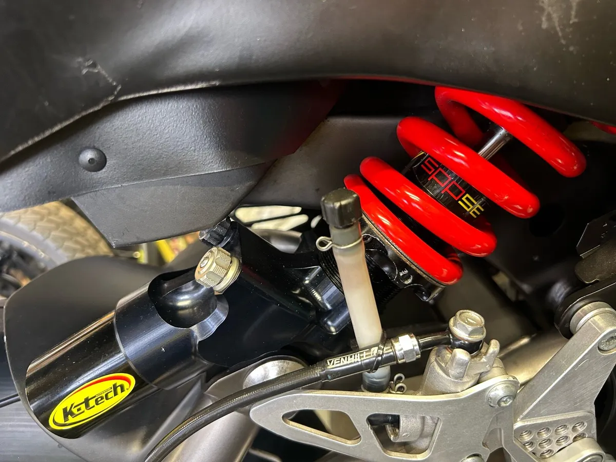 *deposit taken* Kawasaki er6 supertwin race bike - Image 2