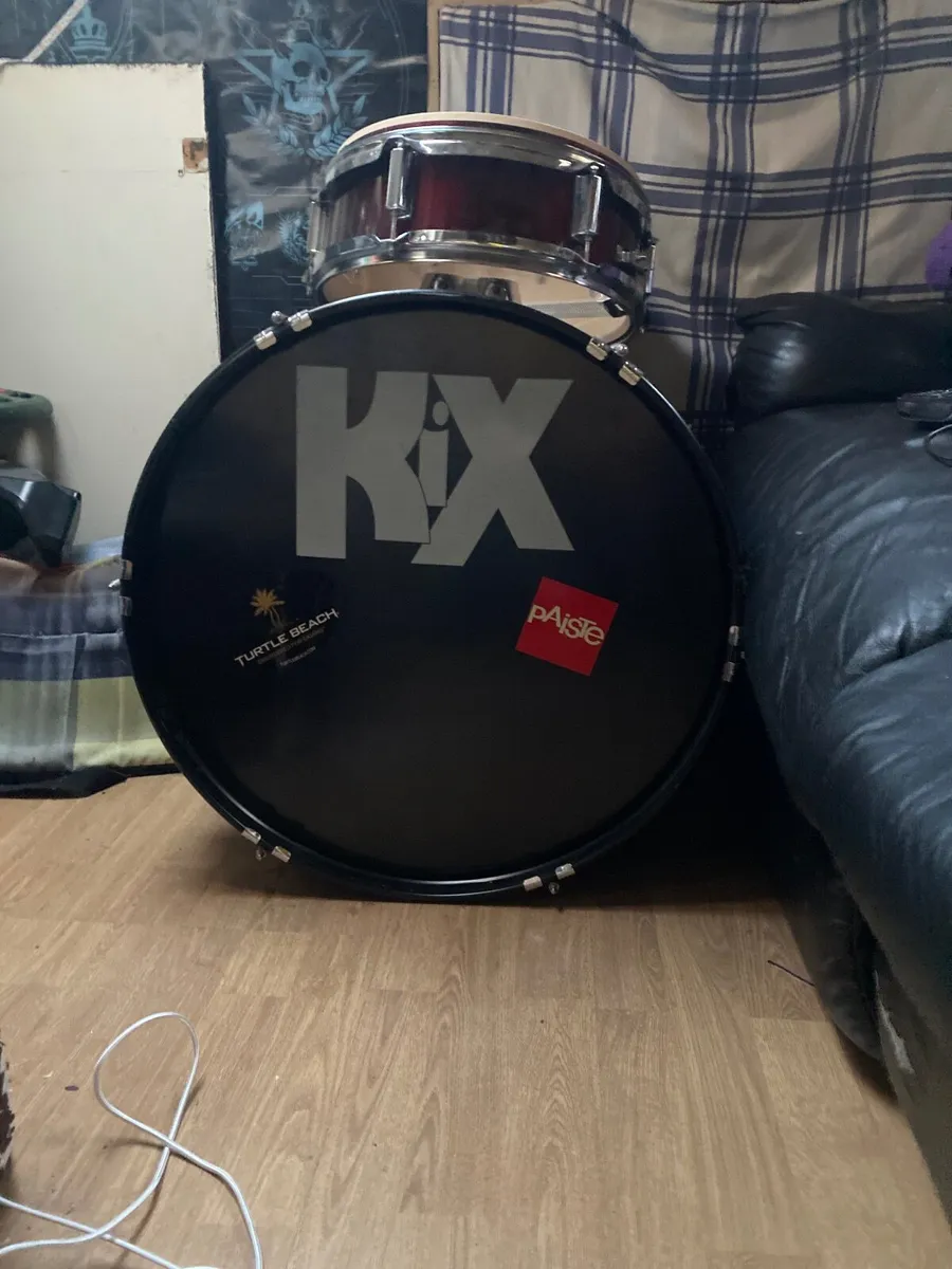 Drum kit - Image 4