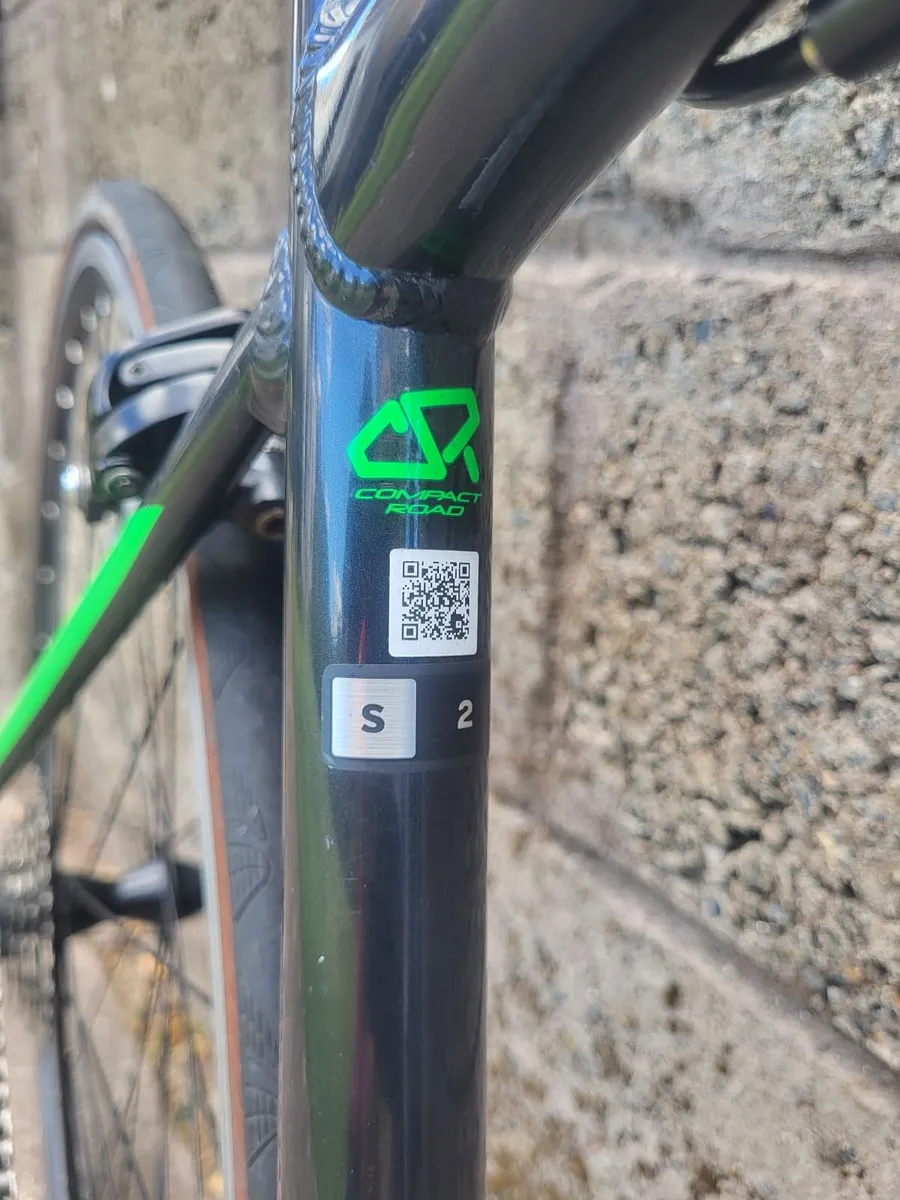 Giant Contend Road Bike - Image 2