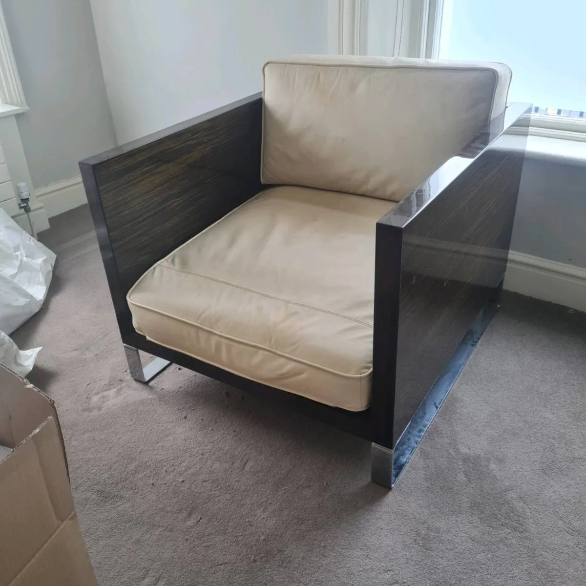 Executive leather suites - Image 2