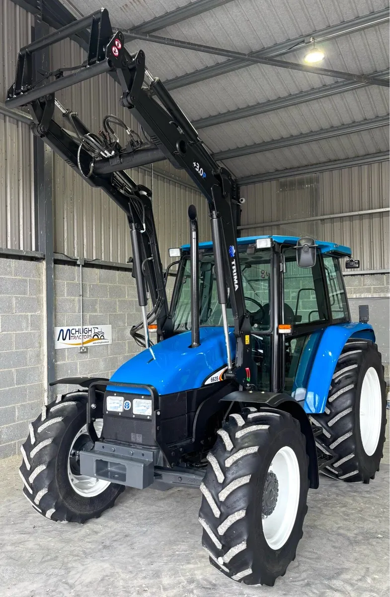 NEW HOLLAND 6635 ***3900 Hrs*** - Image 2