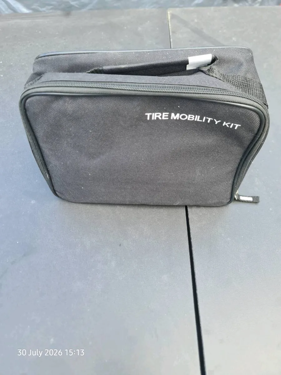 Tyre inflater/ mobility kit for KIA - Image 2