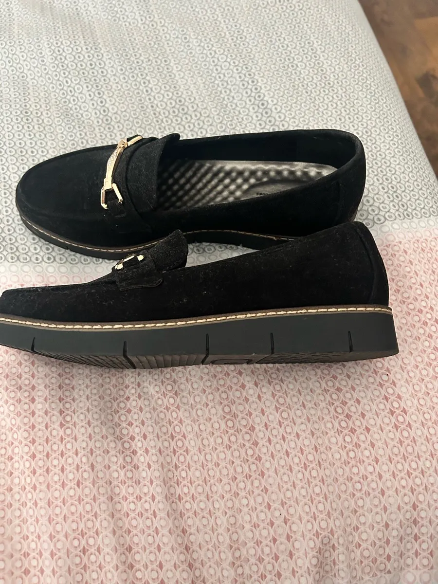 Comfort bliss Loafer shoe size 6.5 (40) as new - Image 1