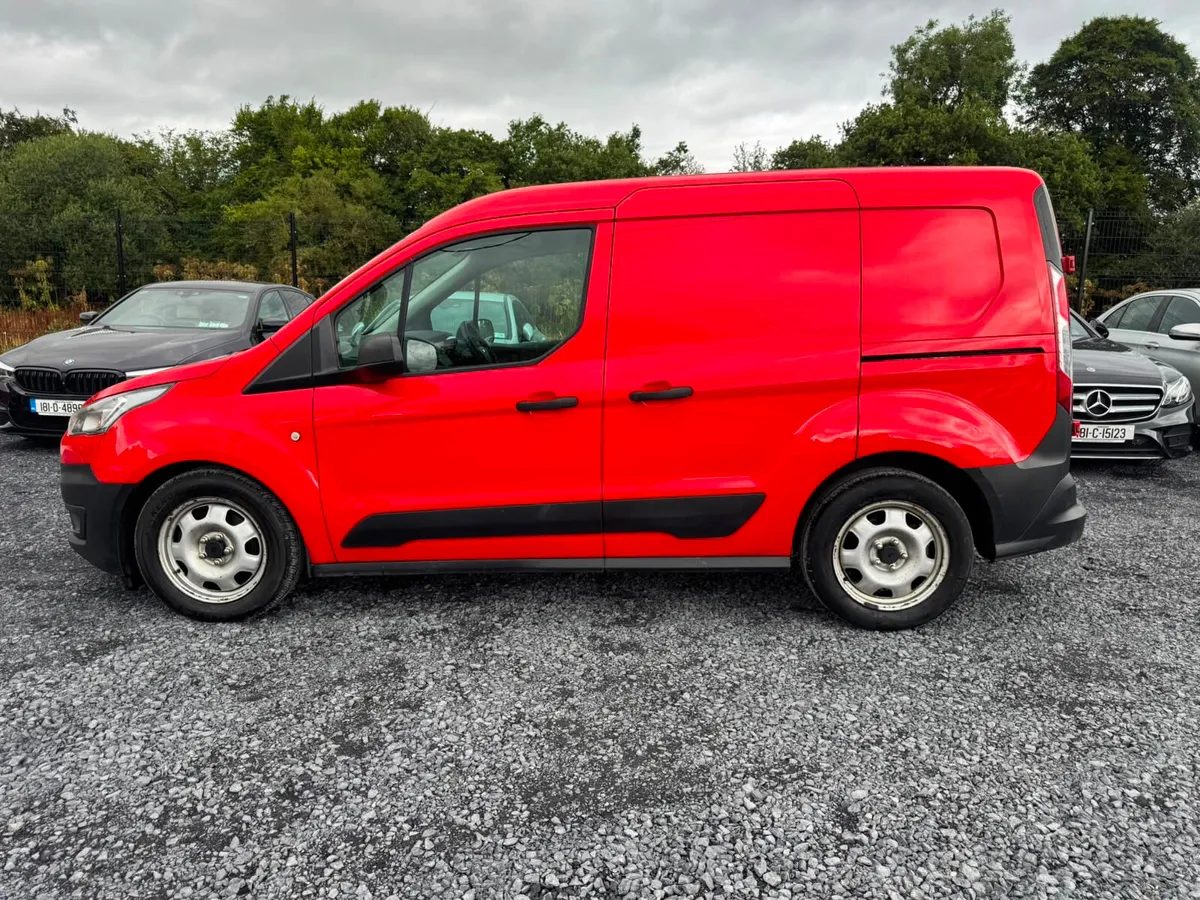 2019 FORD TRANSIT CONNECT SWB 1.5 DIESEL - Image 4
