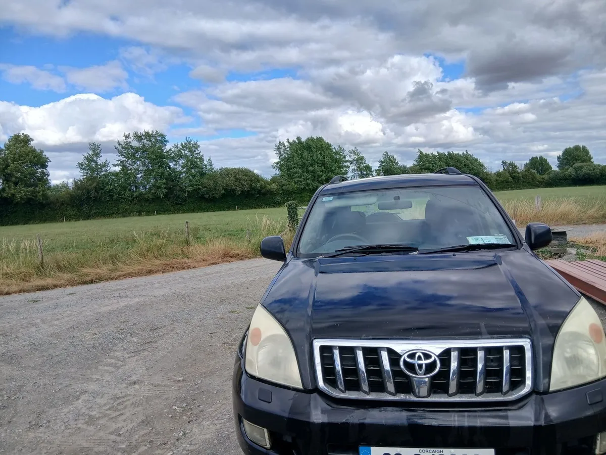 Toyota Land Cruiser 2006 - Image 2