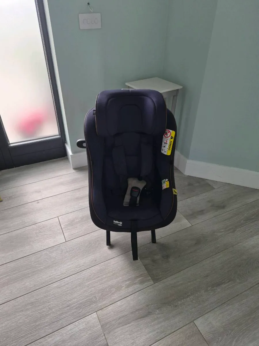 Joie 360 baby car seat - Image 1