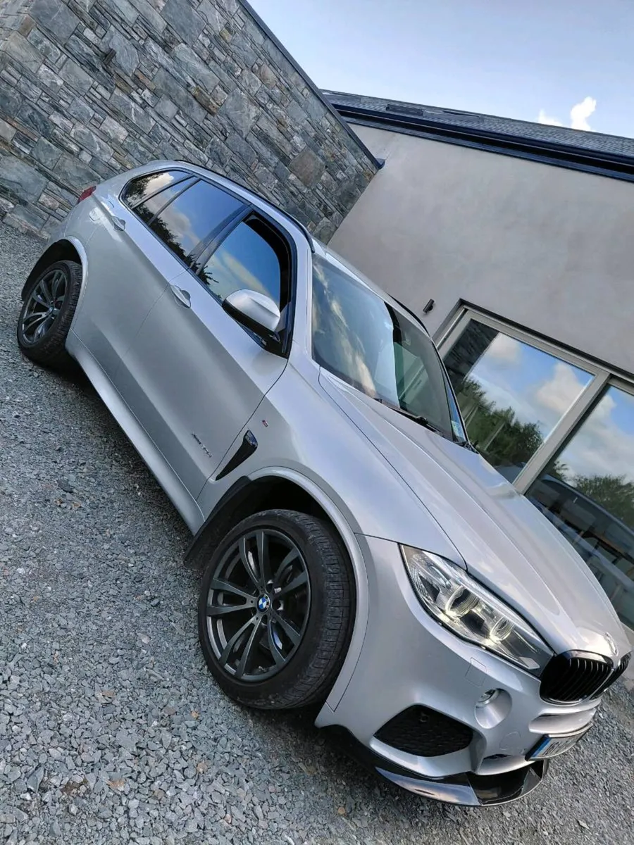 Bmw x5 - Image 1