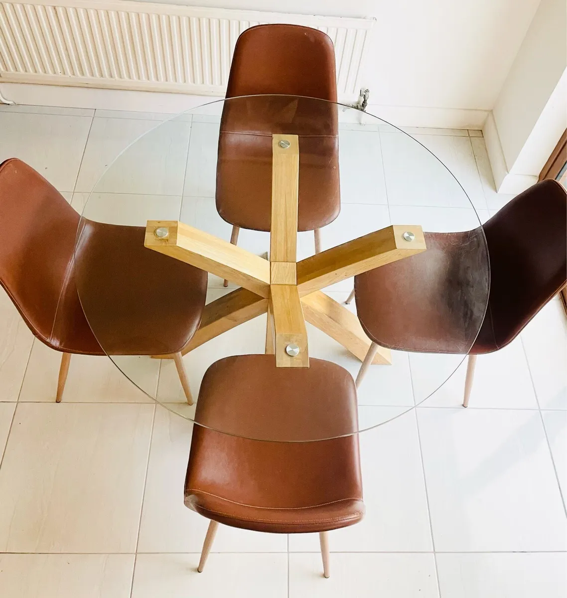 Modern Round Glass Dining Table - Image 3