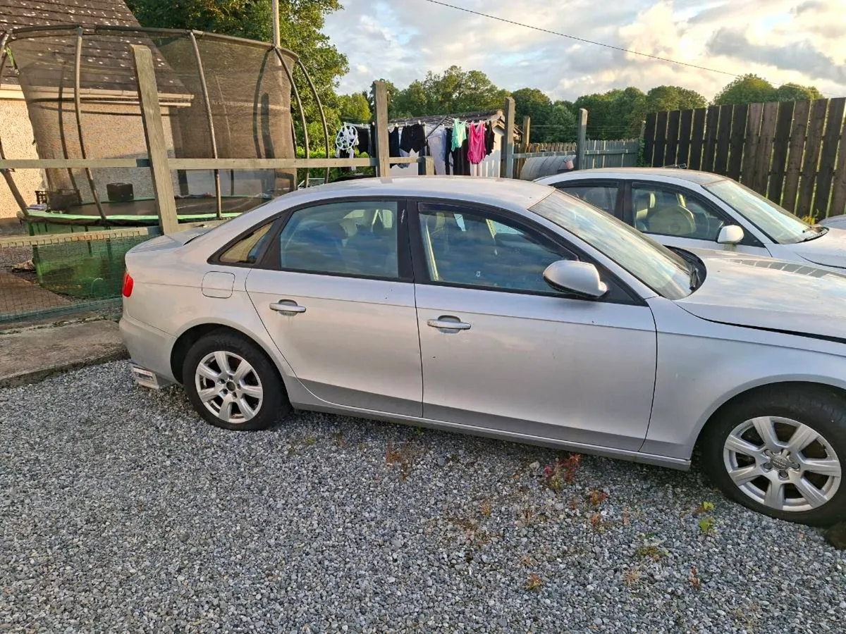 A4 audi 2010 - Image 4