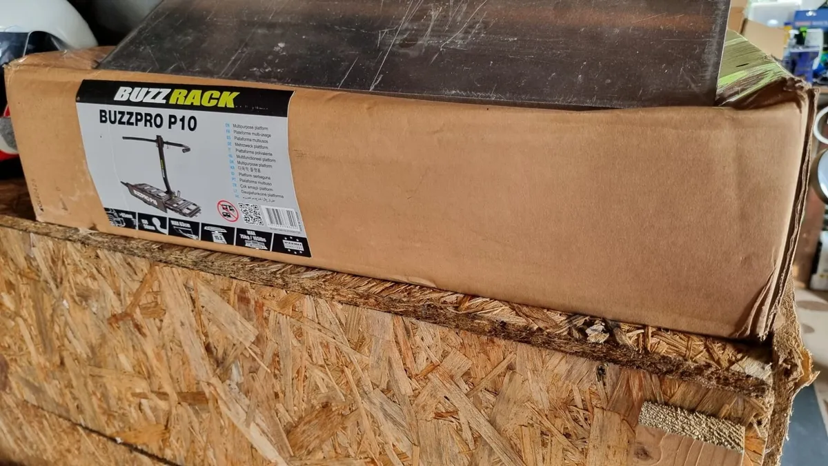 BUZZ RACK Buzzpro P10 tow bar platform - Image 3