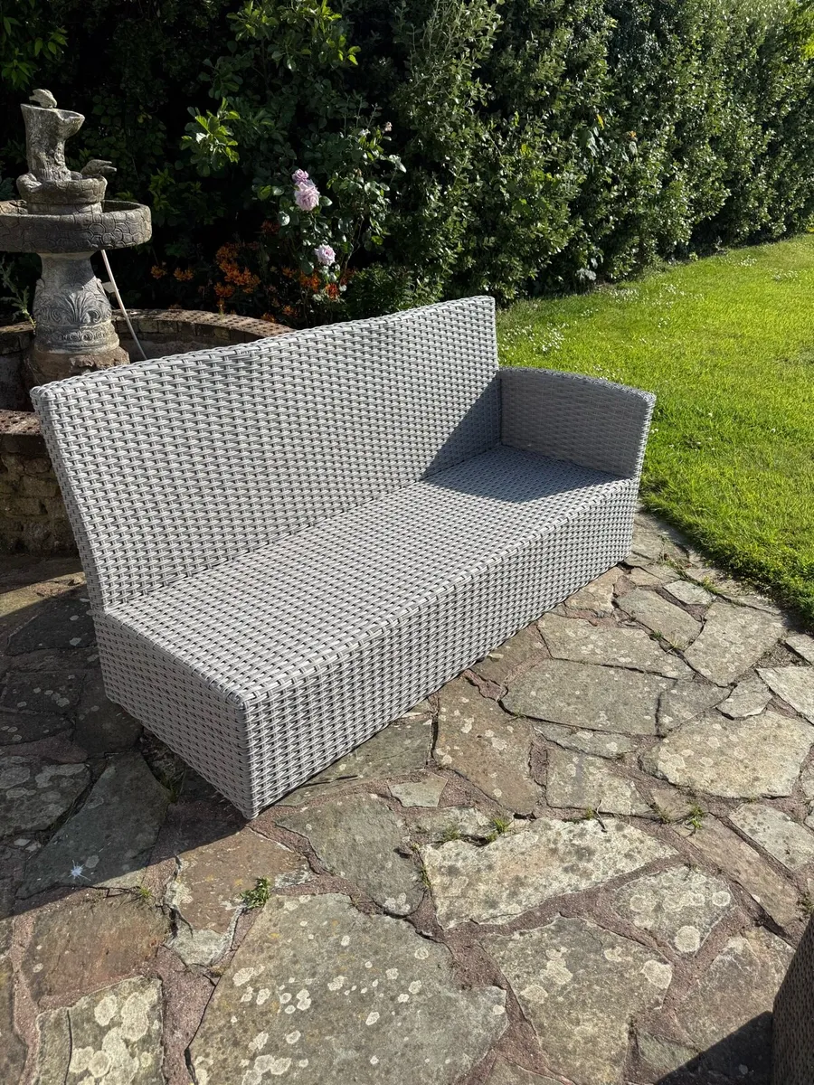 Rattan Garden Furniture - Image 3