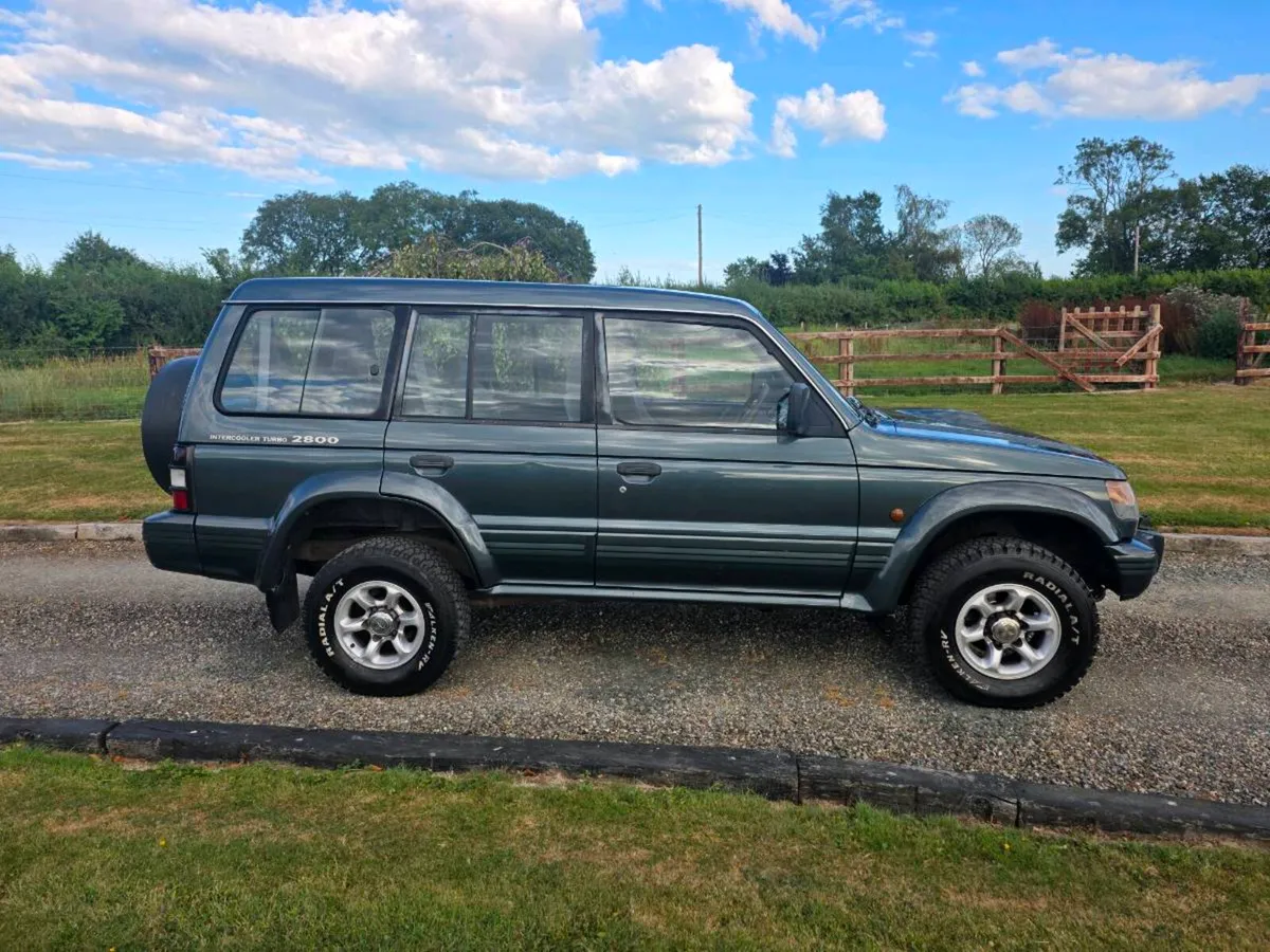MITSUBISHI SHOGUN - Image 2