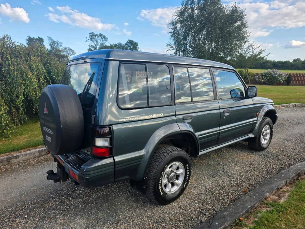 MITSUBISHI SHOGUN - Image 3