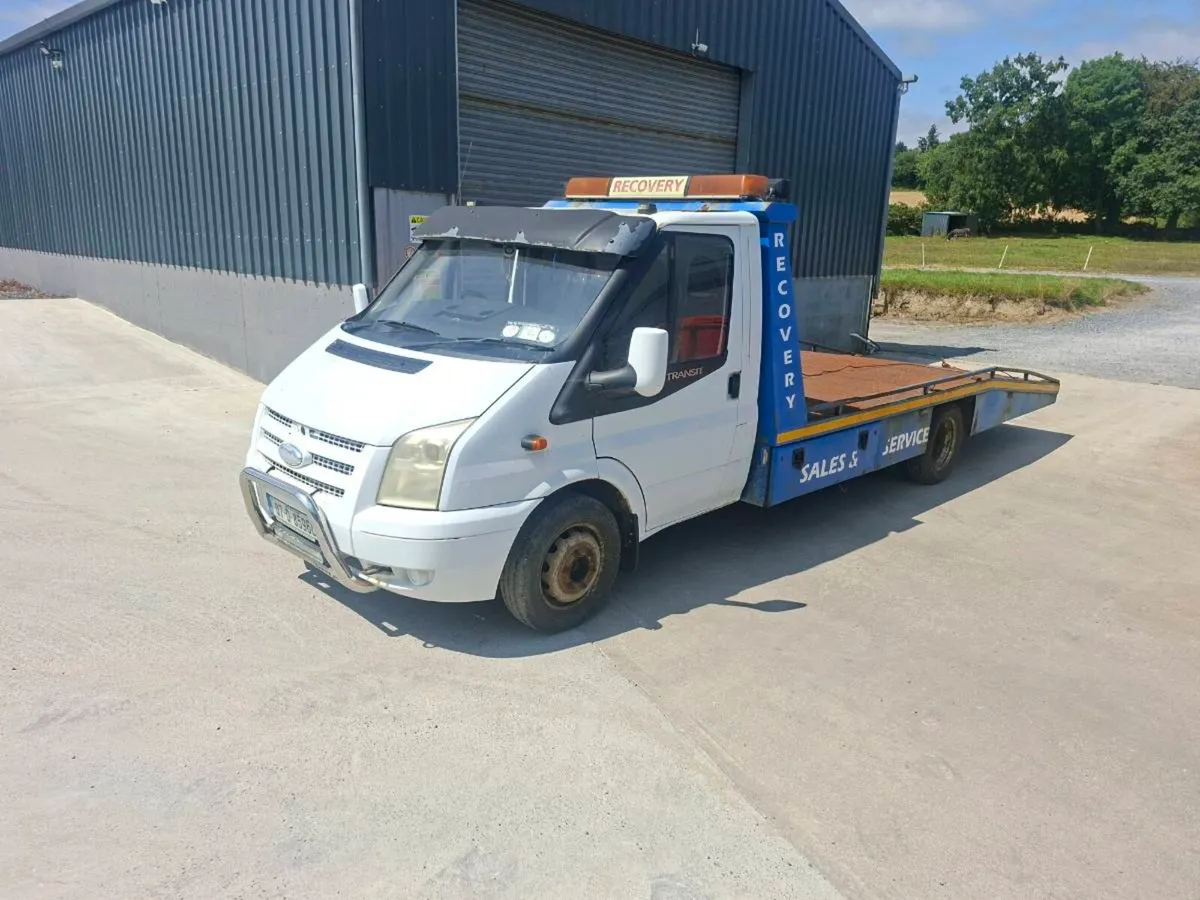Ford transit recovery truck - Image 2