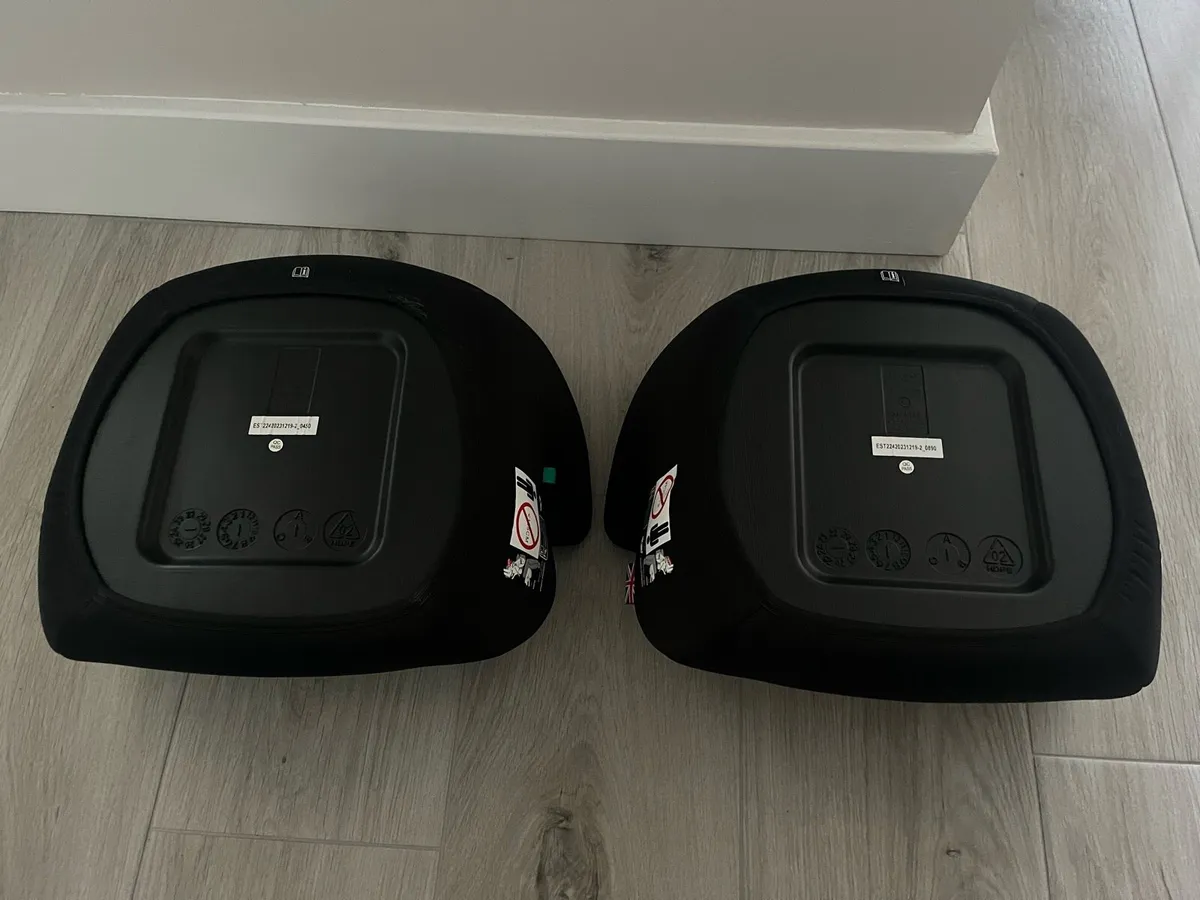 Booster Seats - Image 2