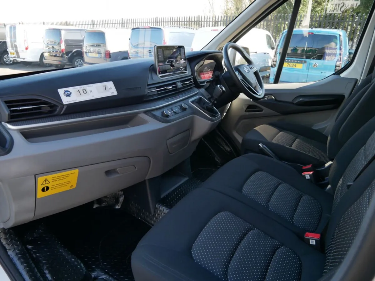 VB - 2024 Maxus Deliver 9 Luton Box Van - Image 2