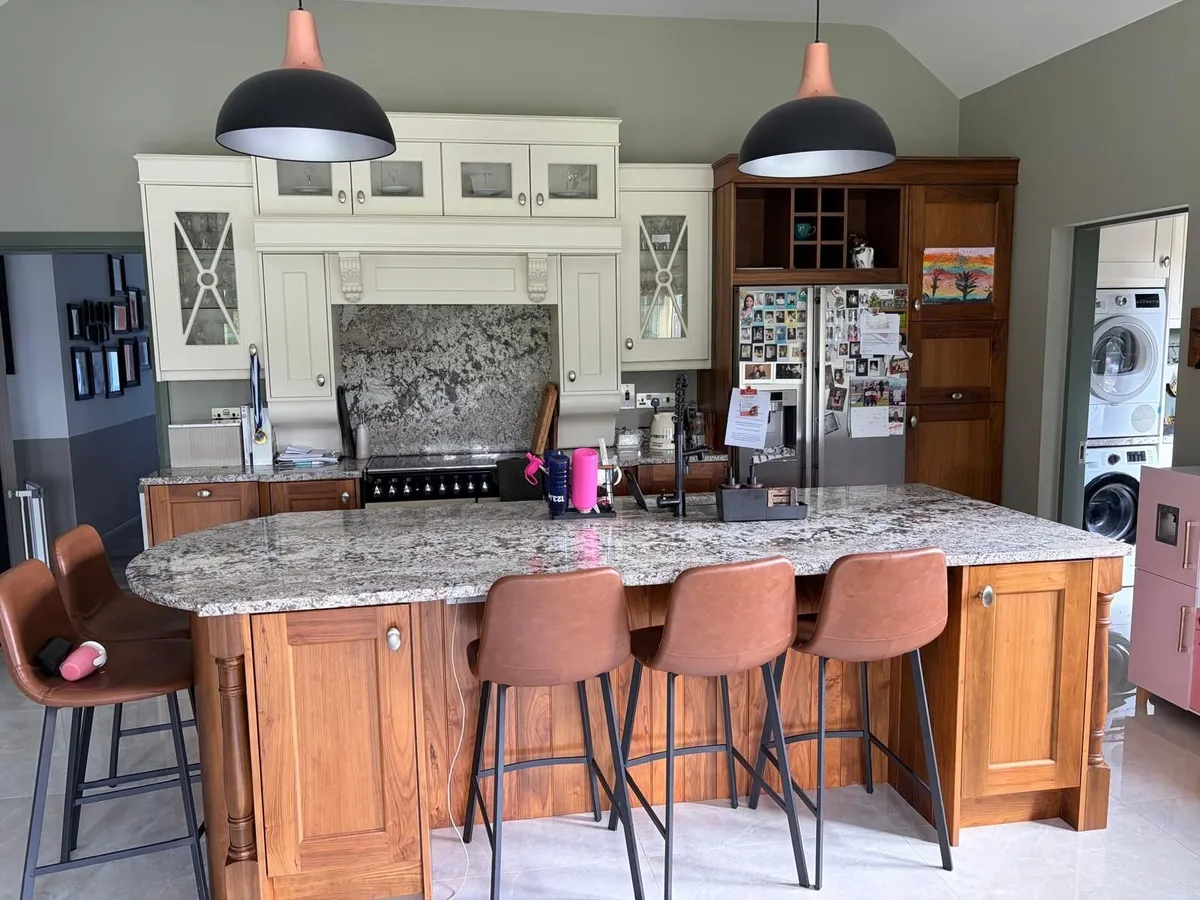 Kitchen & utility - Image 2