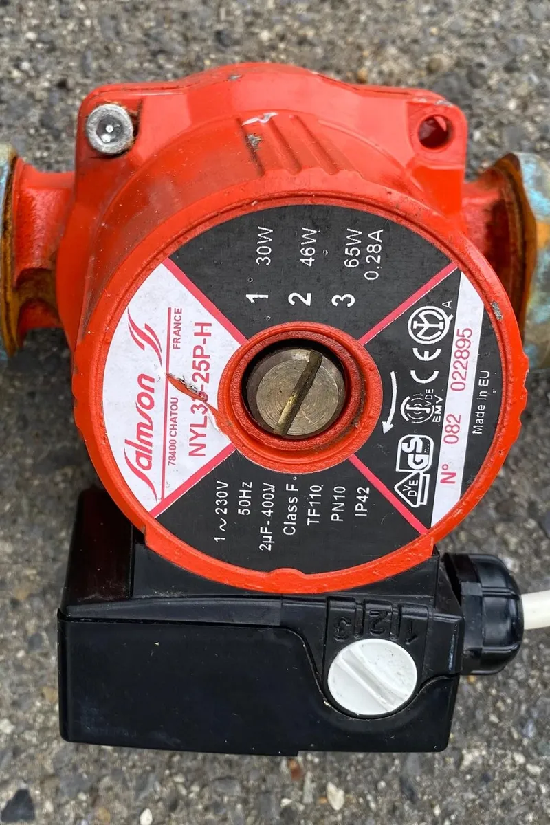 Indoor Grant 50/70 oil boiler/burner - Image 4