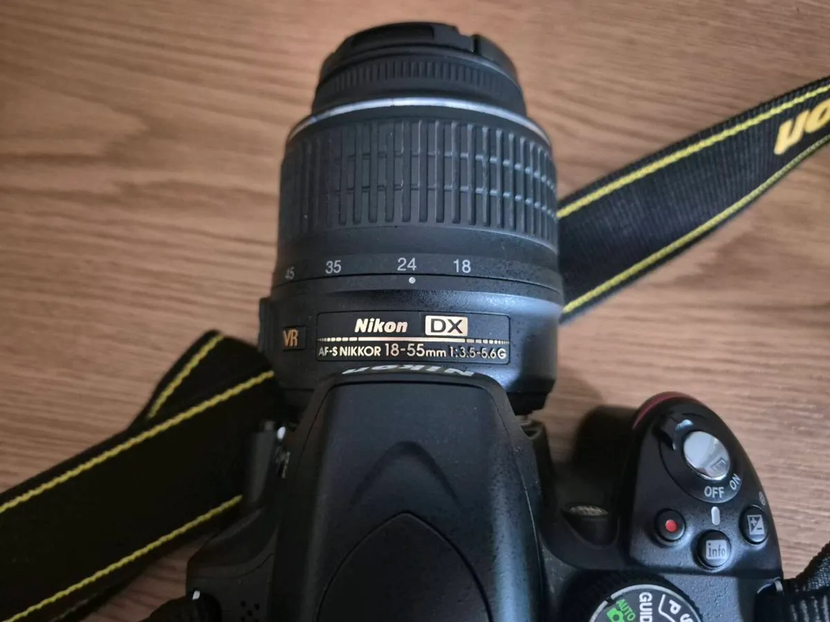 Nikon D3200 DSLR Bundle - Image 2