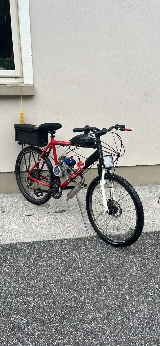 Phantom reaper v4 engine bike - Image 2