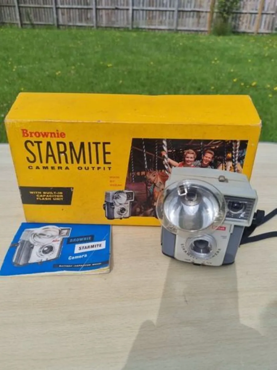 Vintage Kodak Browni Starmite - Image 2
