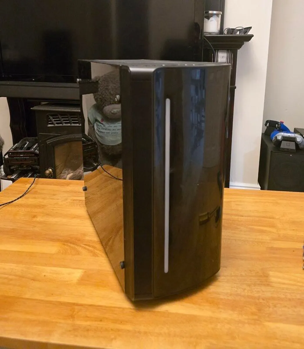 Budget Gaming & Office PC - AMD Ryzen 5 3400G / 16GB RAM / 256GB Crucial SSD / 650W PSU - Image 1
