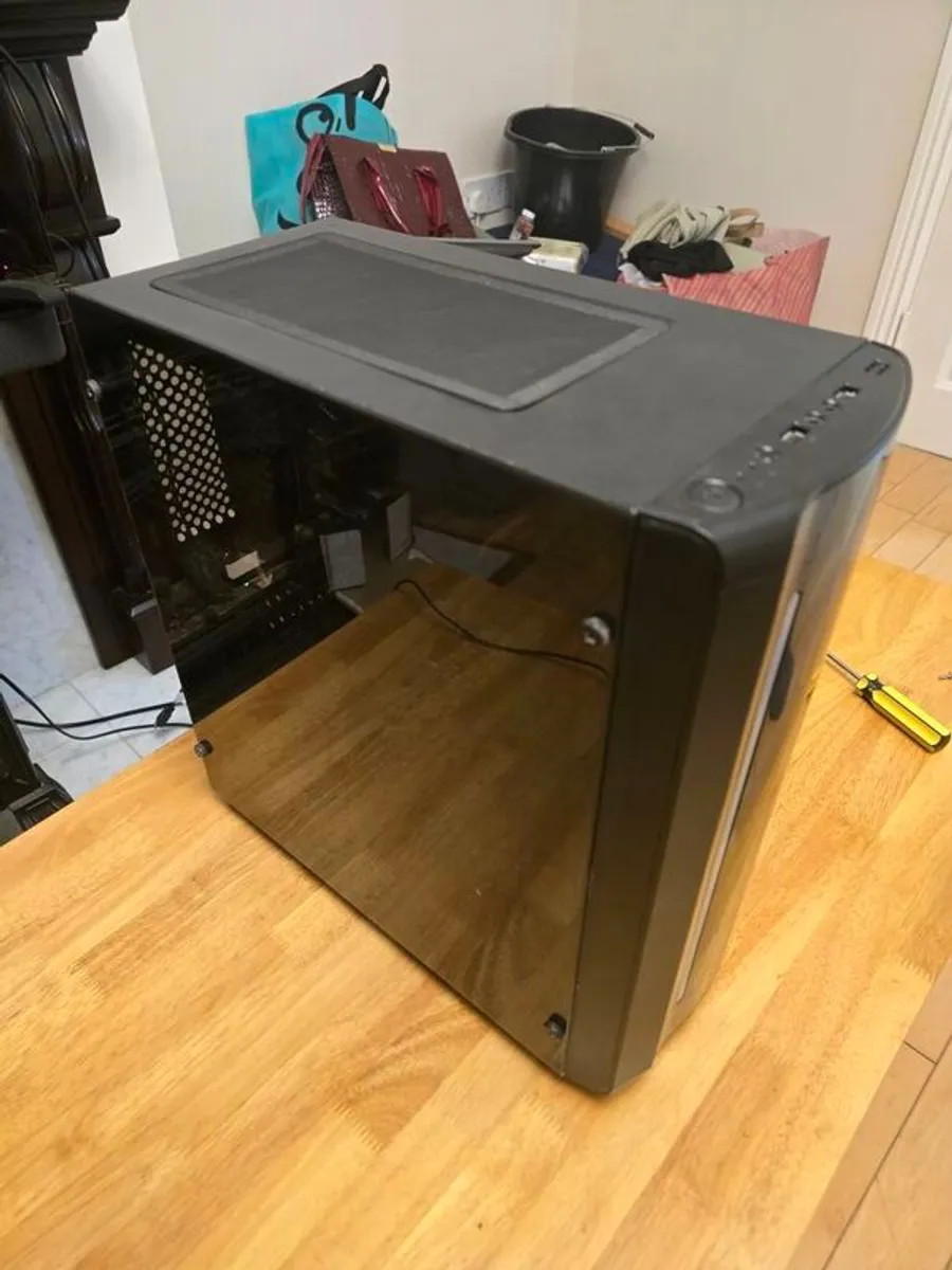 Budget Gaming & Office PC - AMD Ryzen 5 3400G / 16GB RAM / 256GB Crucial SSD / 650W PSU - Image 3