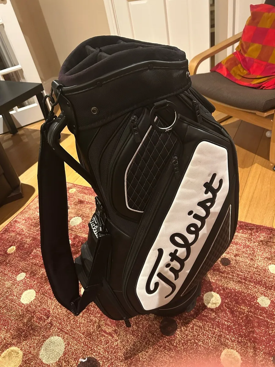 Titleist Midsize Tour Bag - Image 2