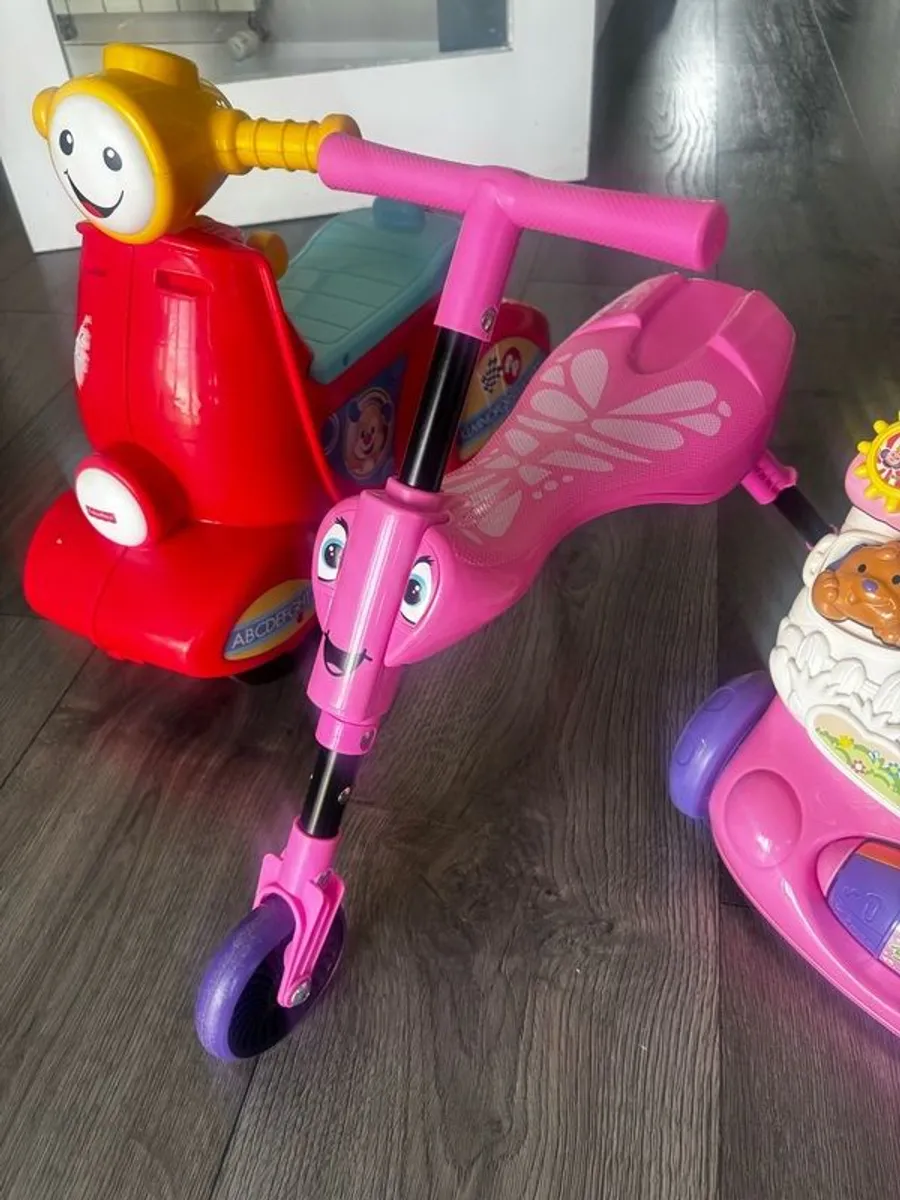 Vtech first steps walker, scuttle bug bundle - Image 3