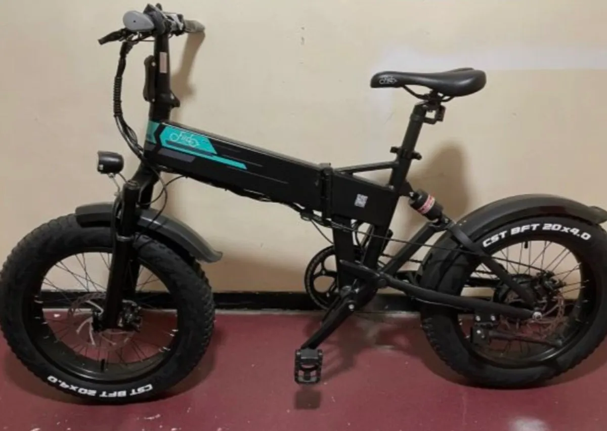 FIIDO M1 PRO ELECTRIC BIKE NEEDS A TUBE FOR THE BA - Image 1