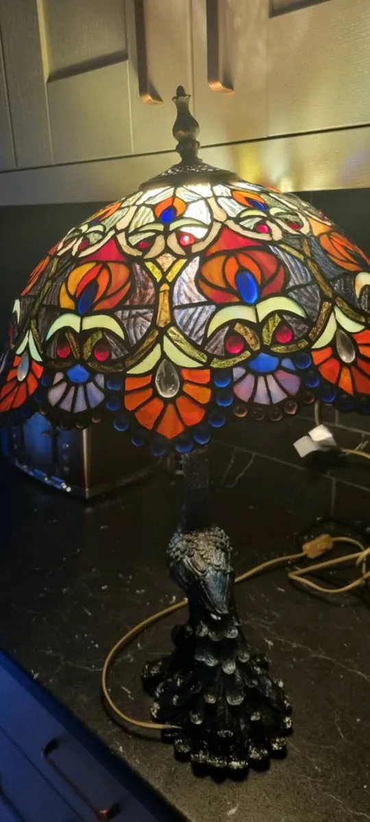 EXCELLENT DM DISPLAY PEACOCK LAMP - Image 1