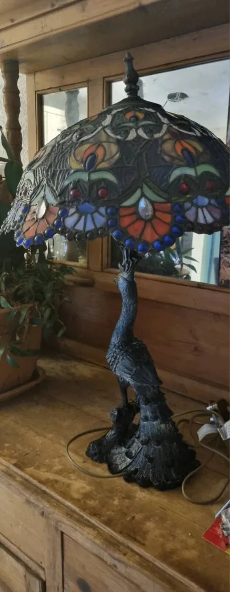 EXCELLENT DISPLAY PEACOCK LAMP - Image 1