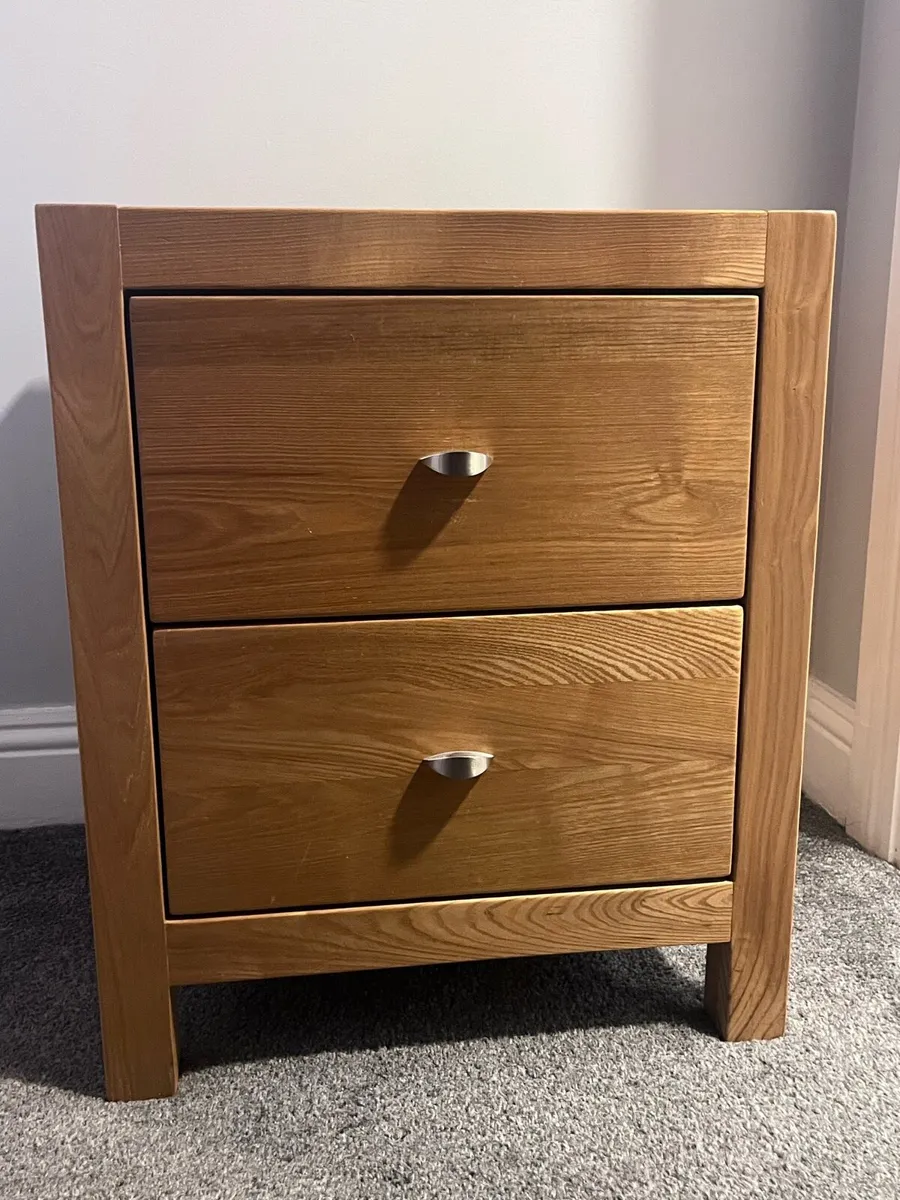 Solid Oak King Size Bed & Matching Furniture - Image 4