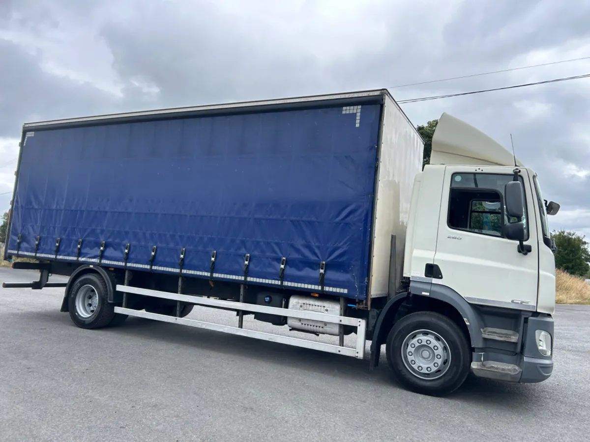 2019 Daf cf260 4x2 18 ton Curtainsider - Image 4