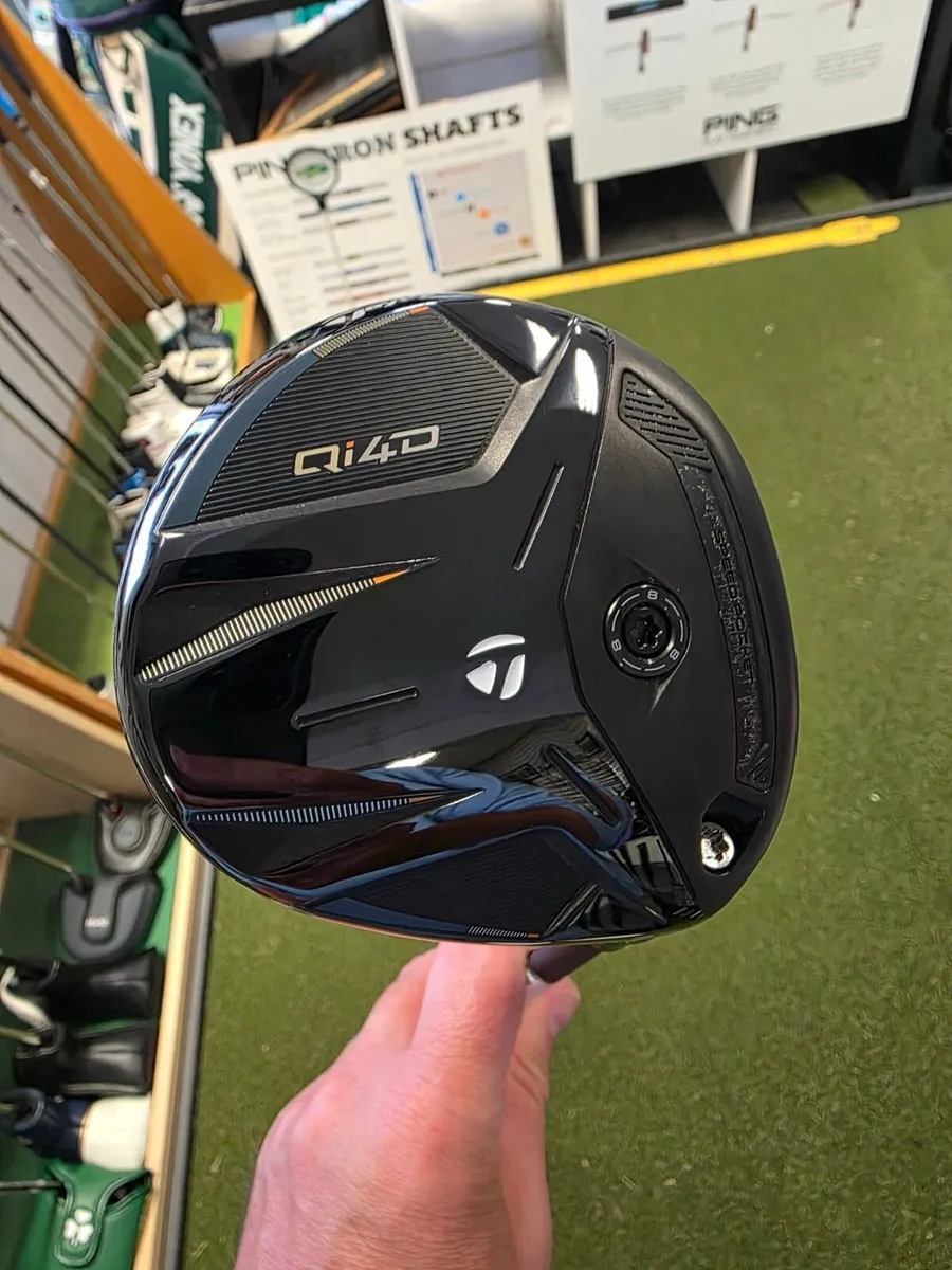 As New Taylormade Qi4D 3 Wood - Image 1
