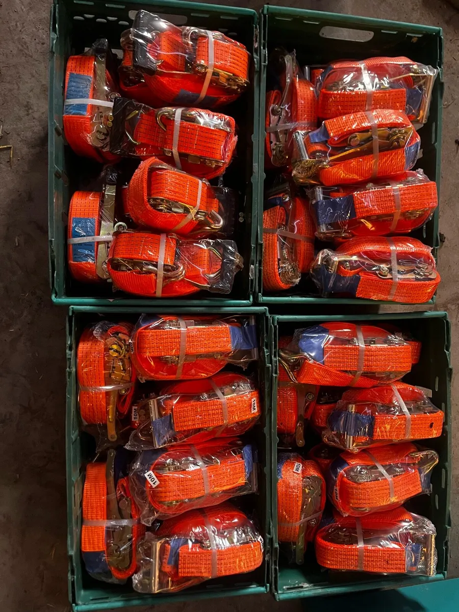 8 meter & 10 meter ratchet straps