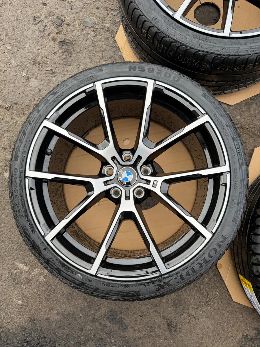 19inch BMW g20 3 series alloy wheels and tyres - Image 3